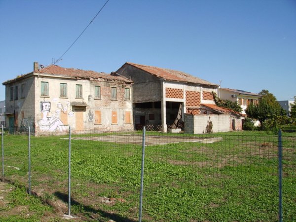 casa indipendente in vendita a Selvazzano Dentro in zona Tencarola