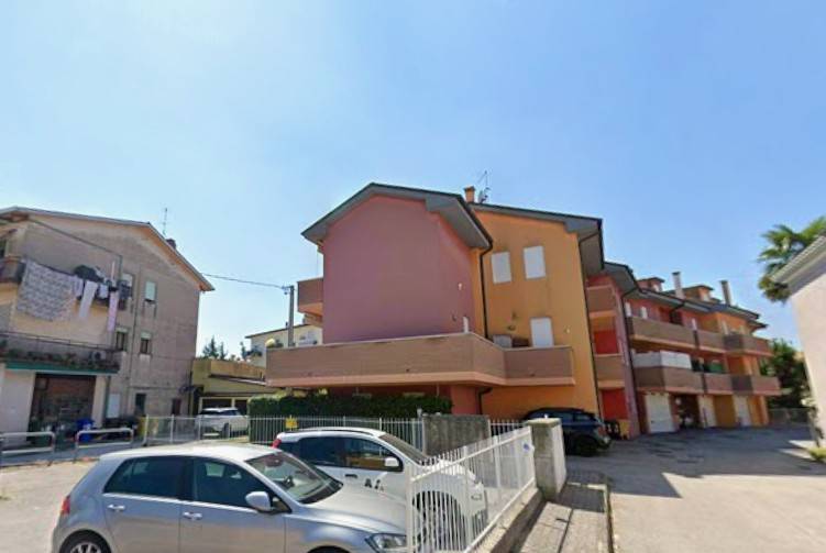 casa indipendente in vendita a Selvazzano Dentro in zona Tencarola