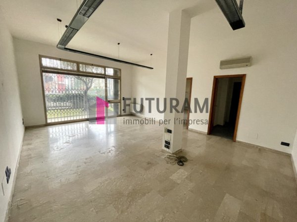ufficio in vendita a Selvazzano Dentro