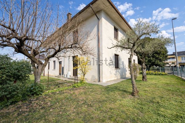 casa indipendente in vendita a Selvazzano Dentro in zona Caselle