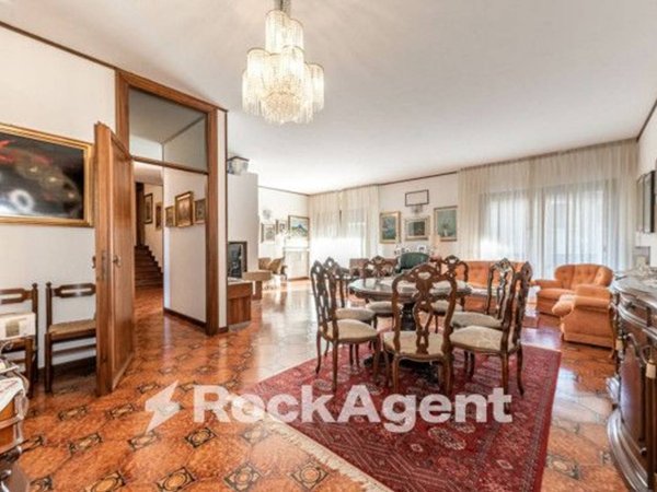 casa indipendente in vendita a Selvazzano Dentro in zona Tencarola