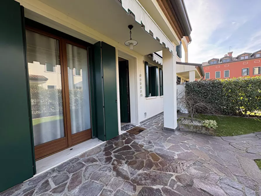 casa indipendente in vendita a Selvazzano Dentro in zona Tencarola