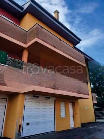 casa indipendente in vendita a Selvazzano Dentro in zona Tencarola