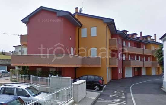 casa indipendente in vendita a Selvazzano Dentro in zona Tencarola