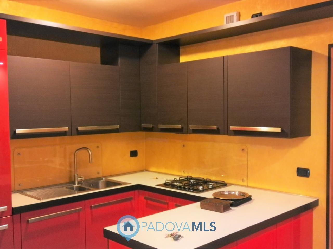 appartamento in vendita a Selvazzano Dentro