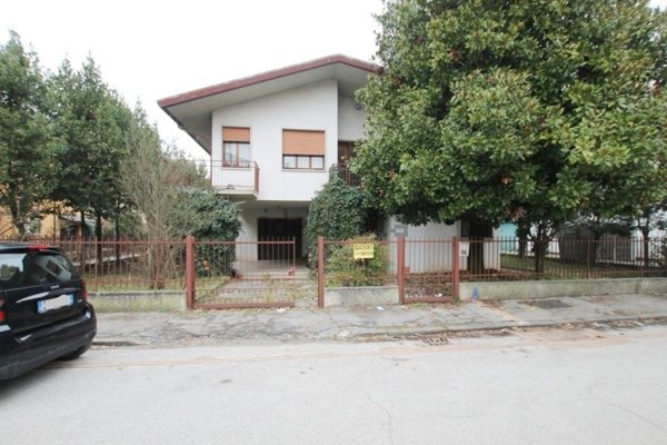 casa indipendente in vendita a Selvazzano Dentro