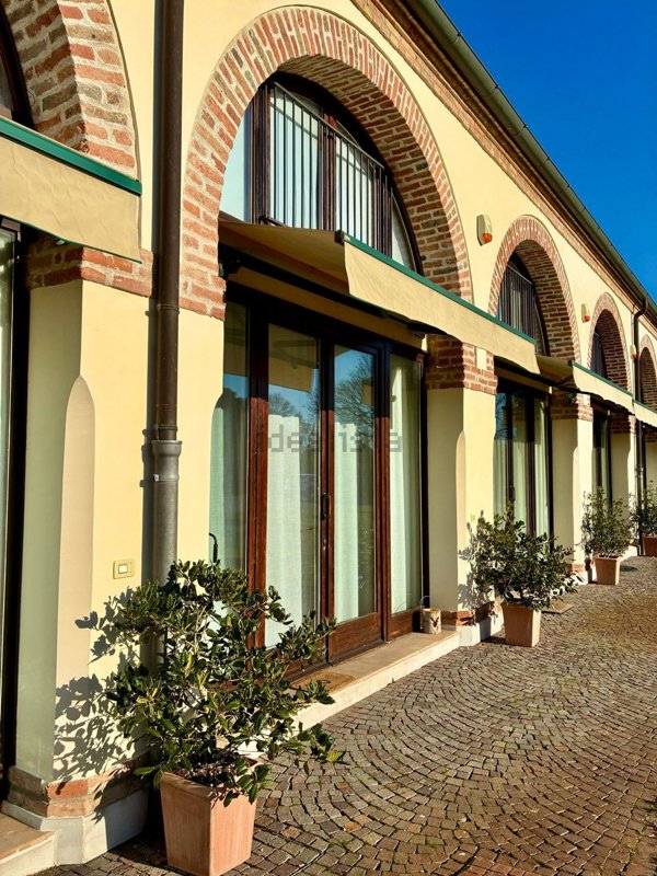 appartamento in vendita a Selvazzano Dentro in zona Montecchia