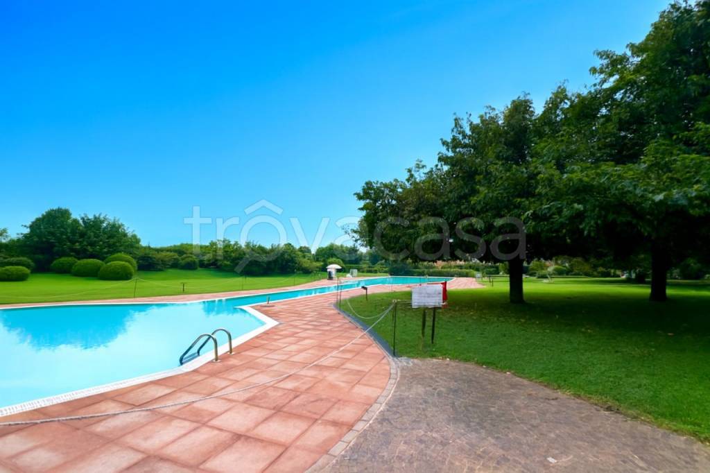 casa indipendente in vendita a Selvazzano Dentro in zona Montecchia