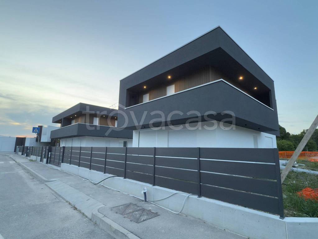 casa indipendente in vendita a Selvazzano Dentro