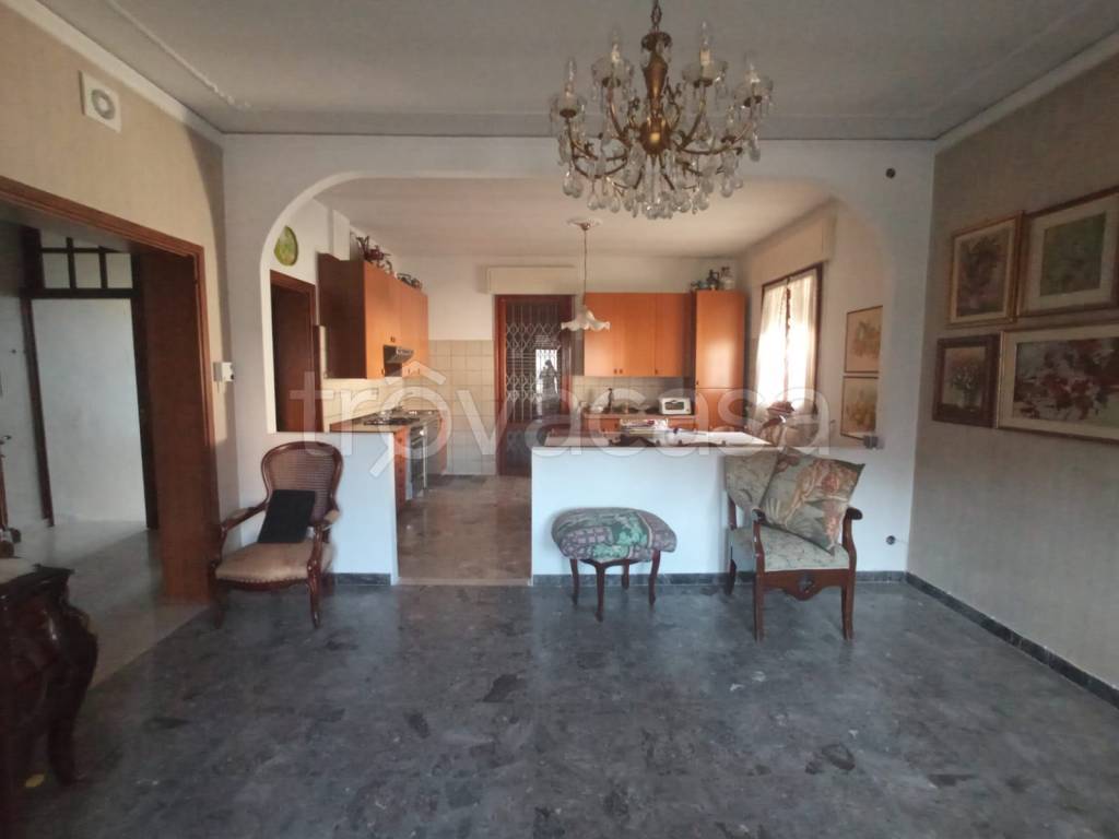 casa indipendente in vendita a Selvazzano Dentro in zona Tencarola