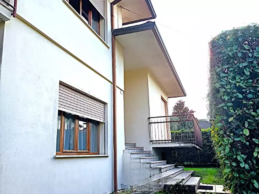casa indipendente in vendita a Selvazzano Dentro in zona San Domenico