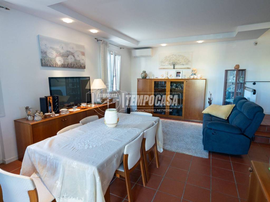 appartamento in vendita a Selvazzano Dentro
