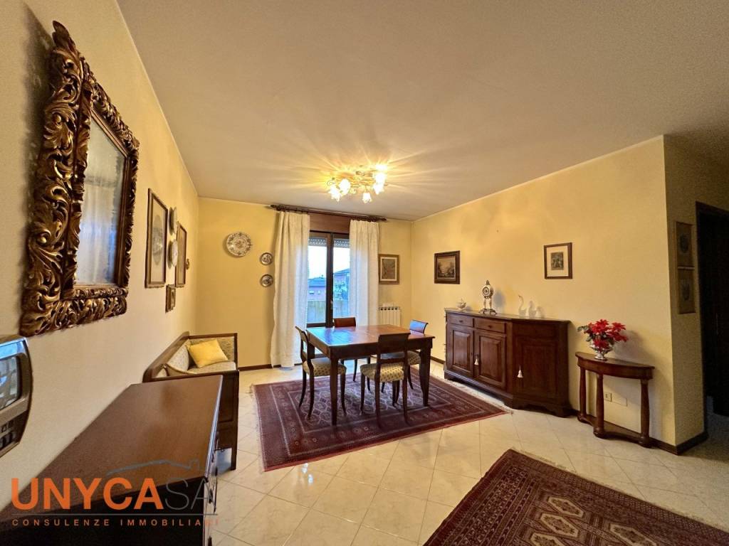 appartamento in vendita a Selvazzano Dentro in zona San Domenico