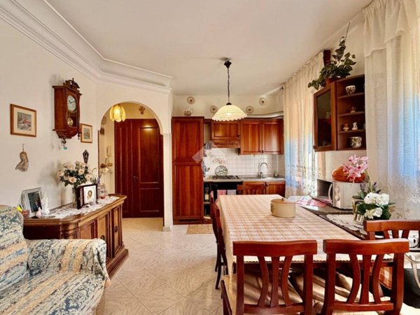 appartamento in vendita a Selvazzano Dentro in zona Tencarola