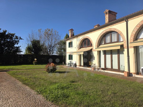 appartamento in vendita a Selvazzano Dentro in zona Montecchia