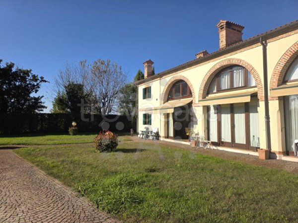 appartamento in vendita a Selvazzano Dentro in zona Montecchia