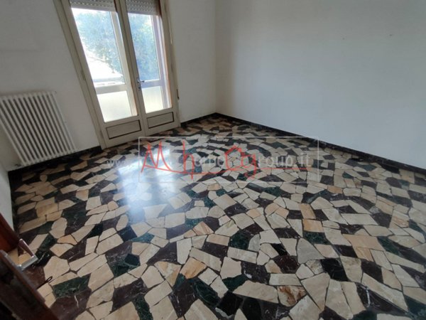 casa indipendente in vendita a Selvazzano Dentro in zona Caselle