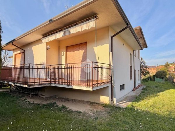 casa indipendente in vendita a Selvazzano Dentro in zona San Domenico