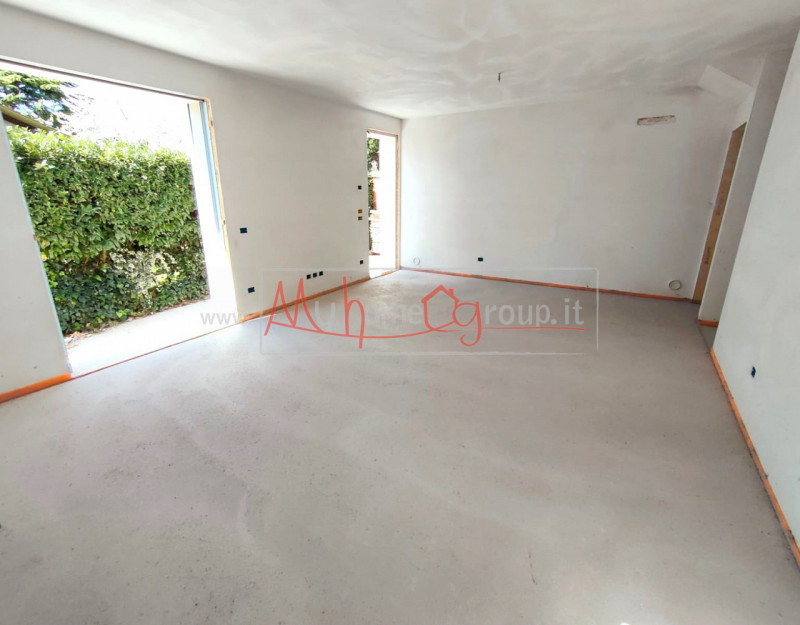 casa indipendente in vendita a Selvazzano Dentro in zona Tencarola