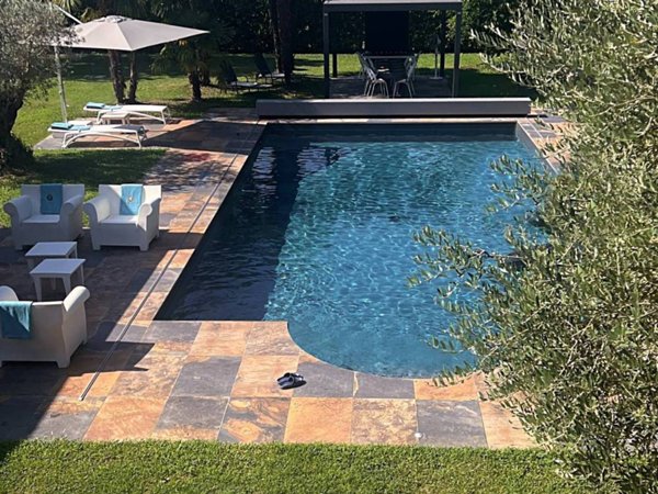 casa indipendente in vendita a Selvazzano Dentro in zona Caselle