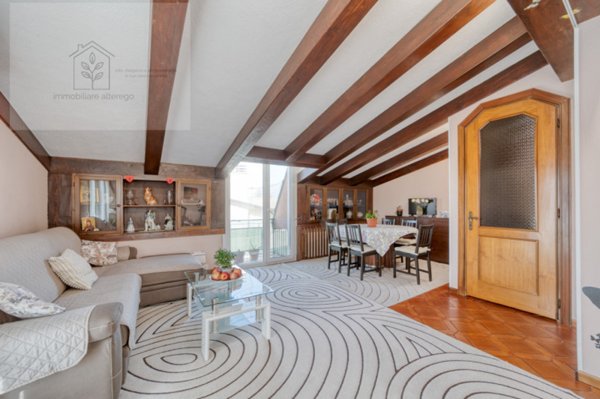 appartamento in vendita a Selvazzano Dentro in zona Tencarola