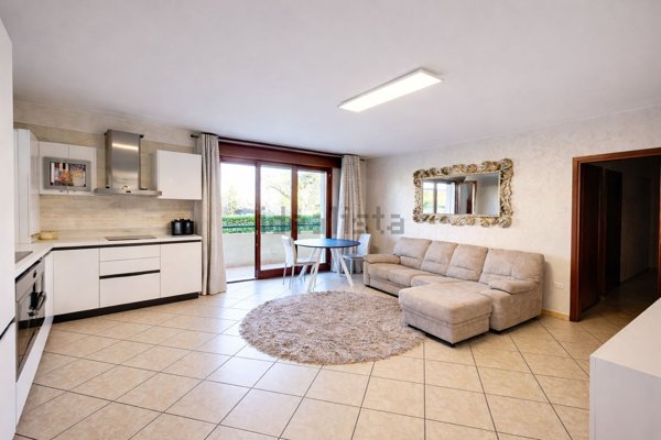 appartamento in vendita a Selvazzano Dentro in zona Tencarola