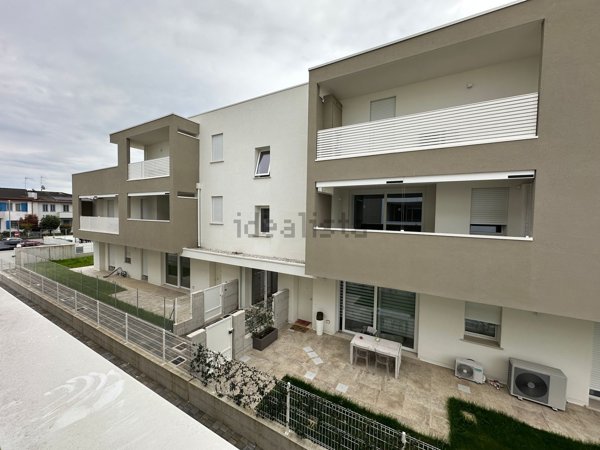 appartamento in vendita a Selvazzano Dentro in zona Tencarola