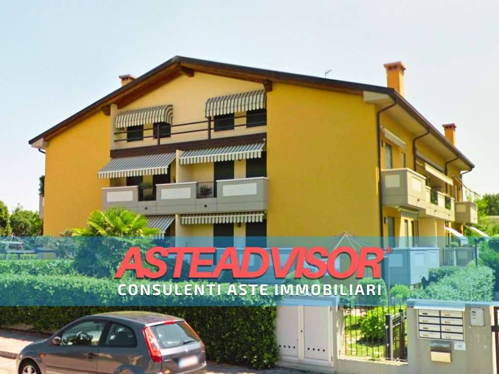 appartamento in vendita a Selvazzano Dentro in zona Caselle