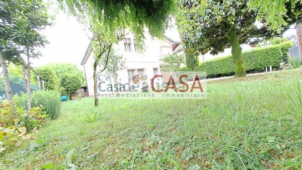 casa indipendente in vendita a Selvazzano Dentro in zona San Domenico