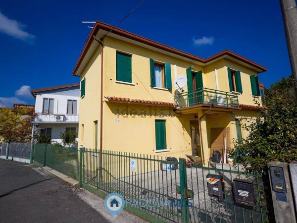 appartamento in vendita a Selvazzano Dentro