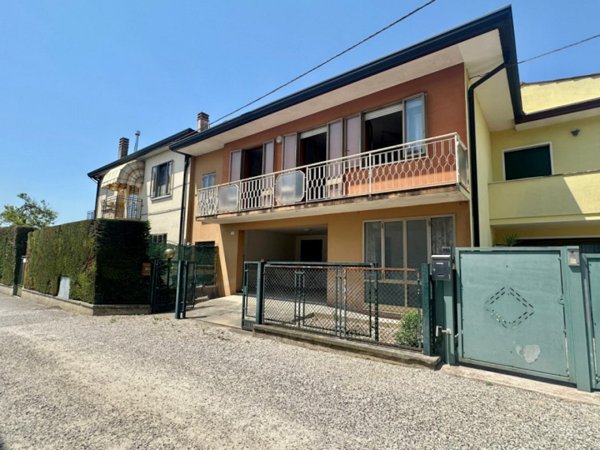 casa indipendente in vendita a Selvazzano Dentro
