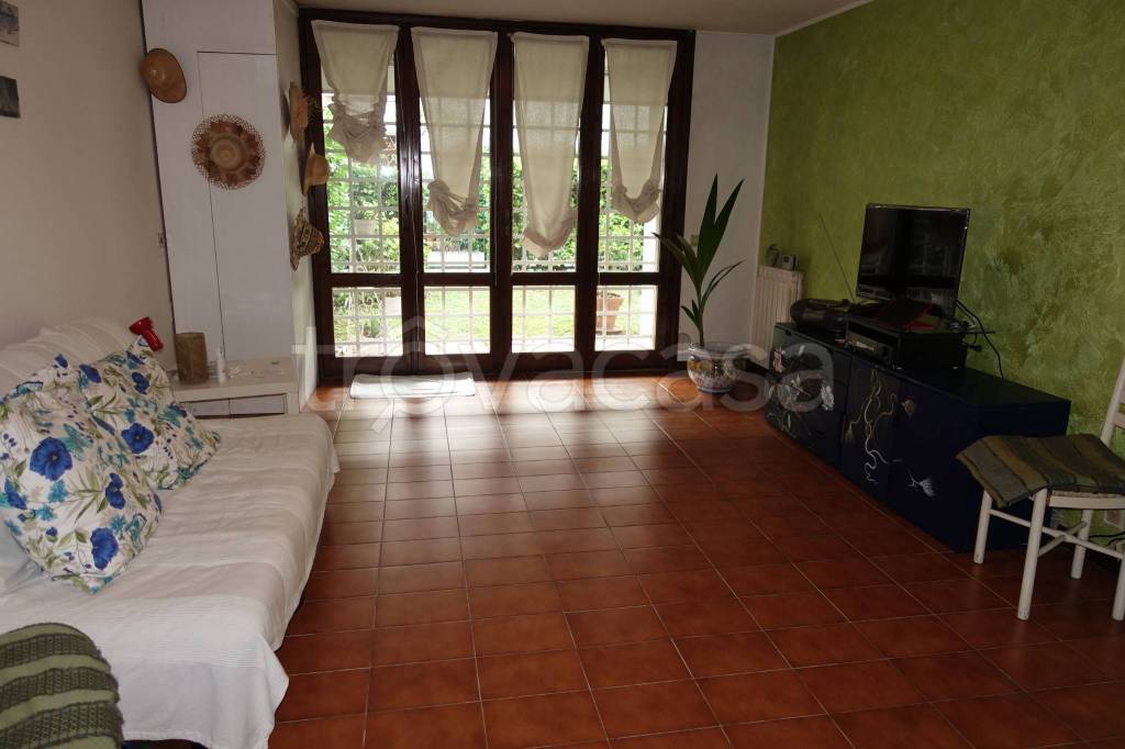 casa indipendente in vendita a Selvazzano Dentro in zona Caselle