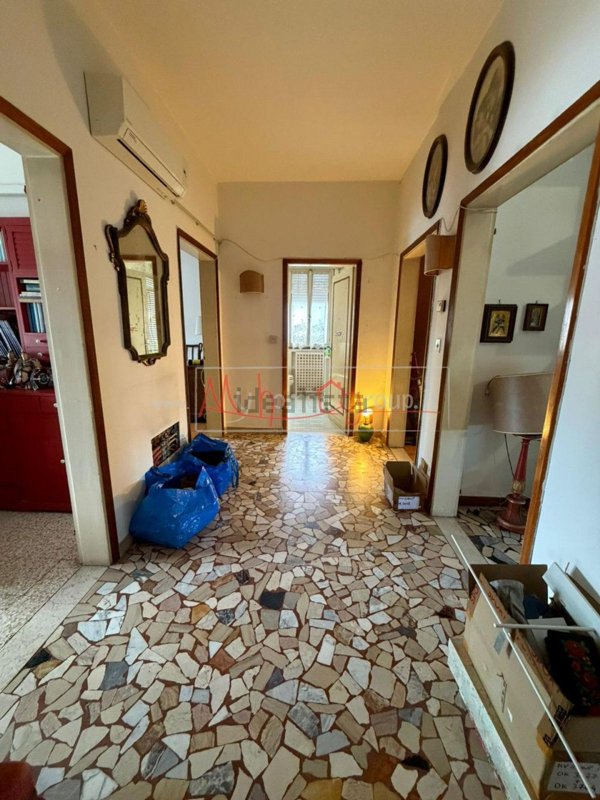 appartamento in vendita a Selvazzano Dentro in zona Tencarola