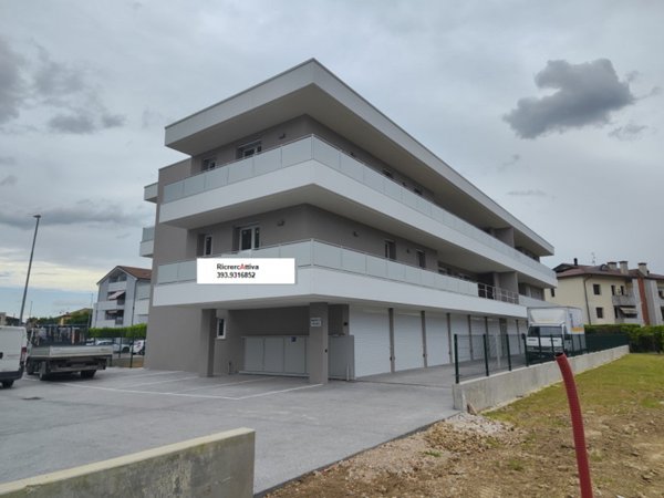 appartamento in vendita a Selvazzano Dentro in zona San Domenico