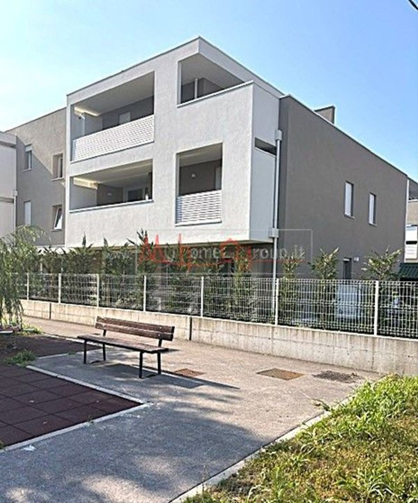 appartamento in vendita a Selvazzano Dentro in zona Tencarola
