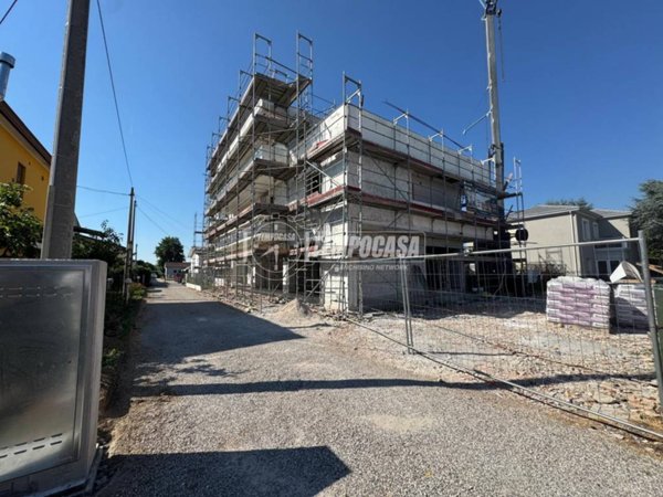 appartamento in vendita a Selvazzano Dentro in zona San Domenico