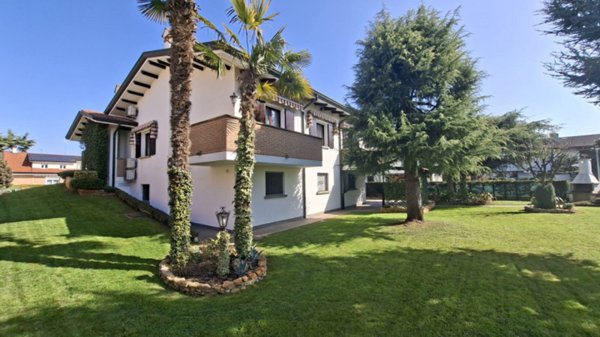 casa indipendente in vendita a Selvazzano Dentro