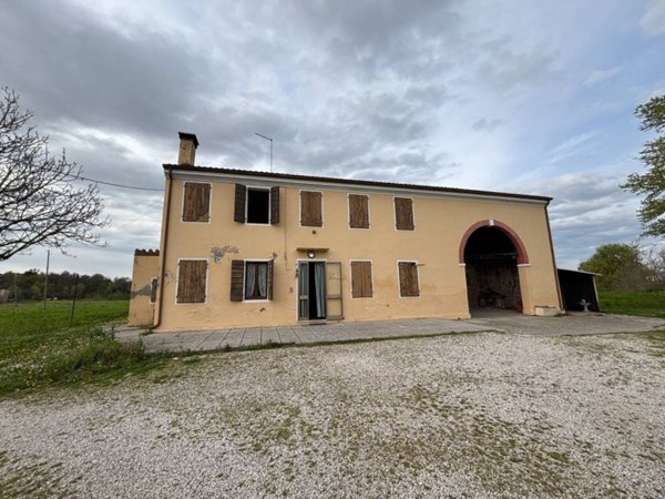 casa indipendente in vendita a Selvazzano Dentro in zona San Domenico