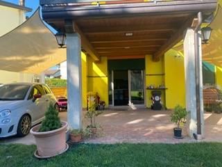 casa indipendente in vendita a Selvazzano Dentro in zona San Domenico