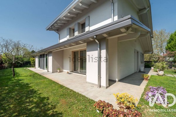 casa indipendente in vendita a Selvazzano Dentro in zona Caselle