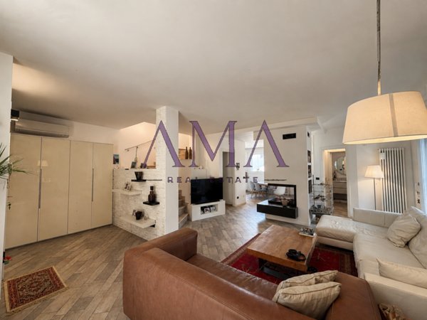 casa indipendente in vendita a Selvazzano Dentro in zona Tencarola
