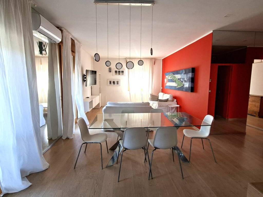 appartamento in vendita a Selvazzano Dentro in zona Tencarola