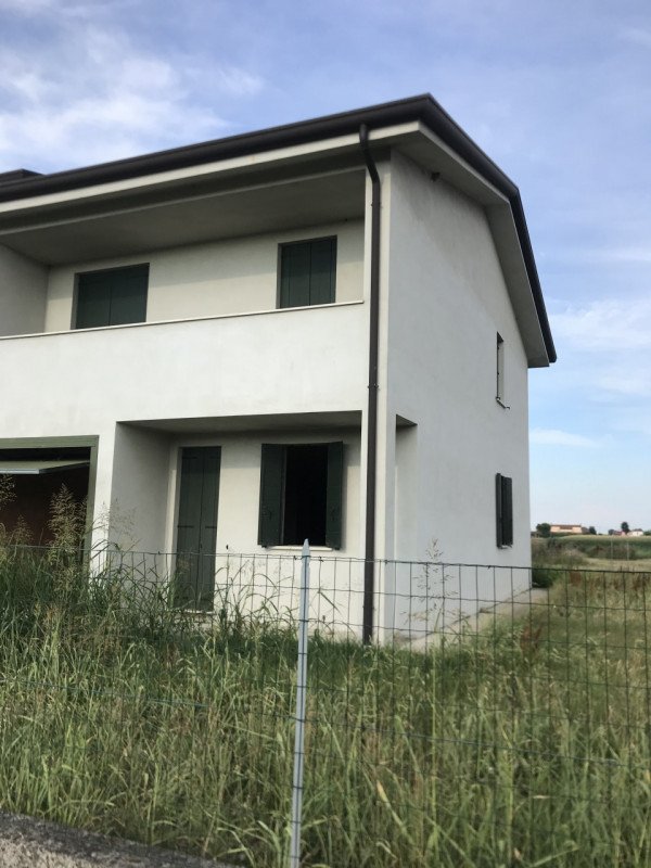 casa semindipendente in vendita a Solesino in zona Arteselle