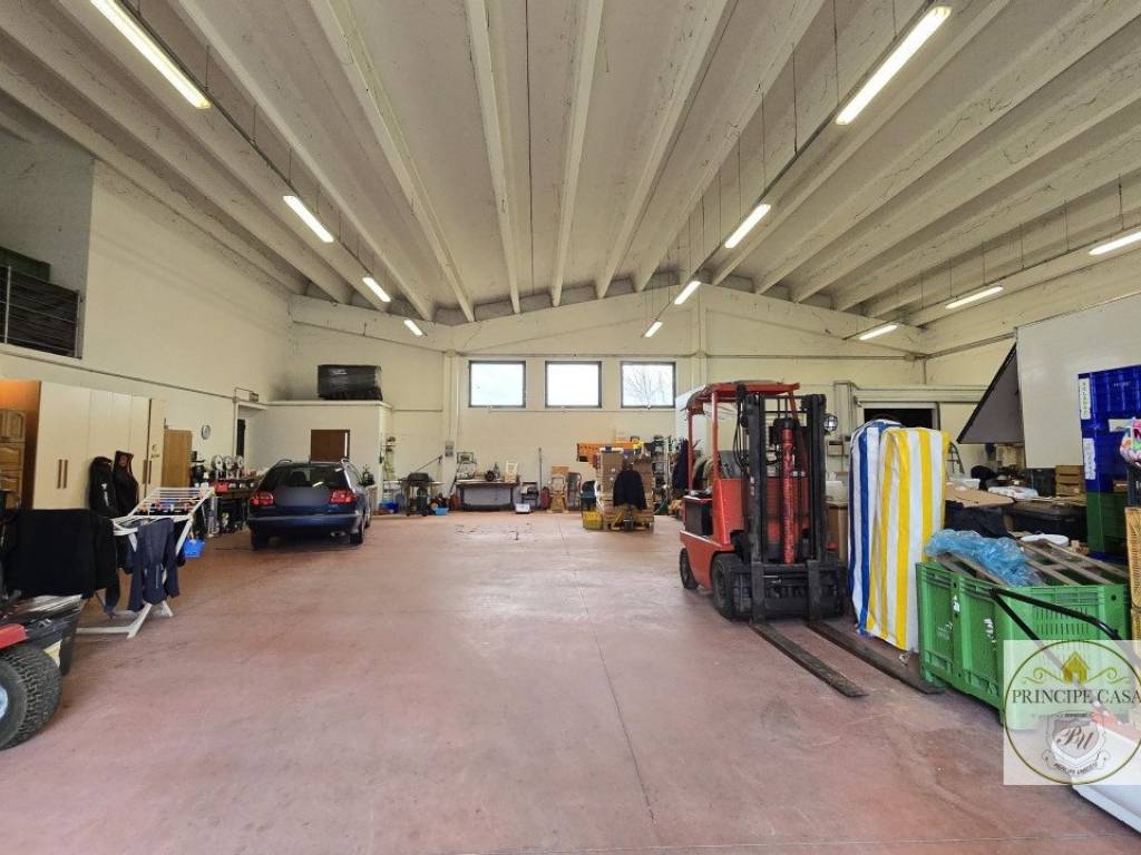 casa indipendente in vendita a Solesino