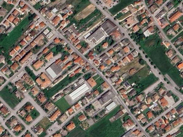 casa indipendente in vendita a Solesino