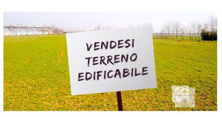 terreno edificabile in vendita a Solesino