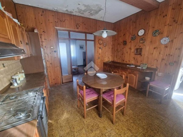 casa indipendente in vendita a Solesino