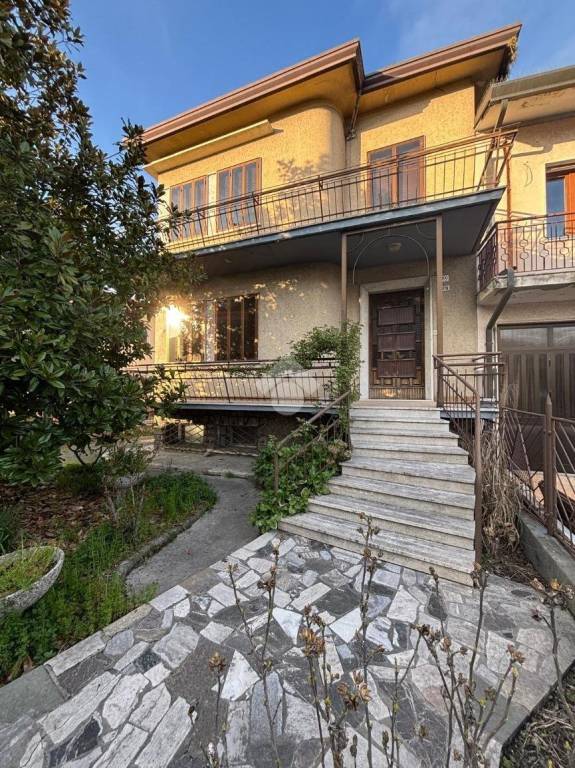 casa indipendente in vendita a Solesino