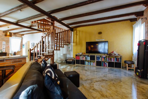 casa indipendente in vendita a Solesino
