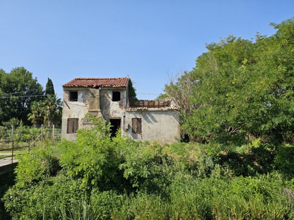 casa indipendente in vendita a Solesino